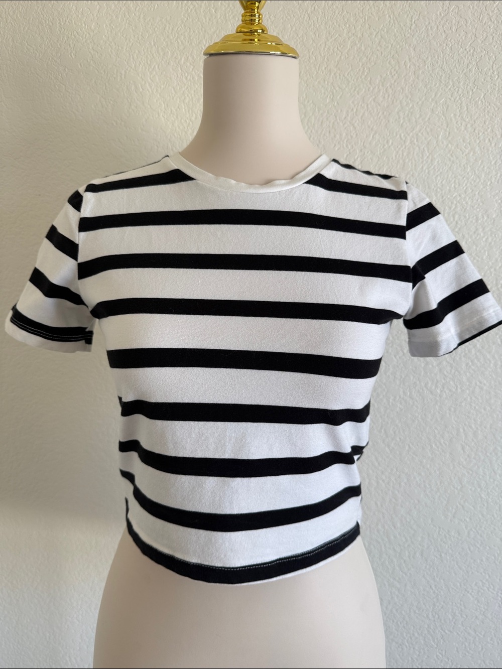 Zara Black and White Striped Short-Sleeve Crewneck Tee